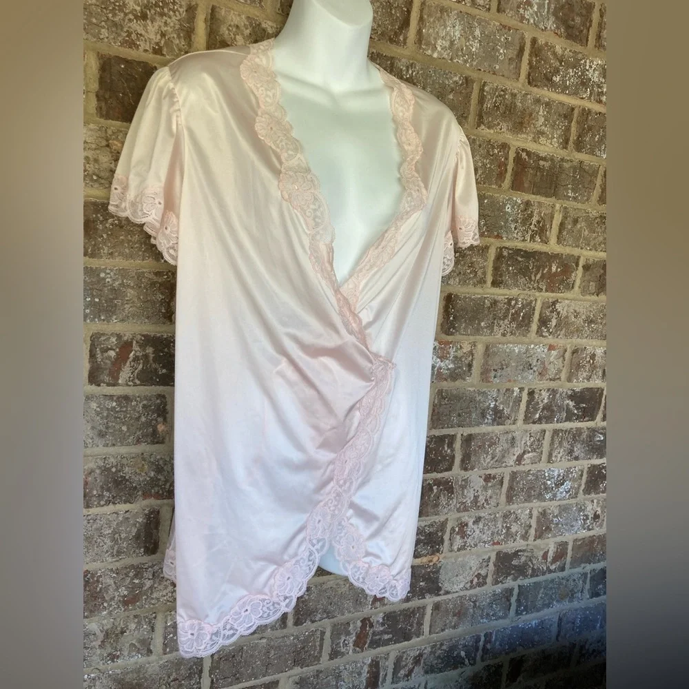 Vintage La Femme de Vanity Fair nightgown/chemise Size 34